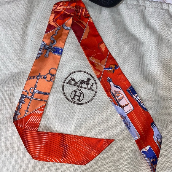 HP🎉HERMÈS twilly - Picture 4 of 16